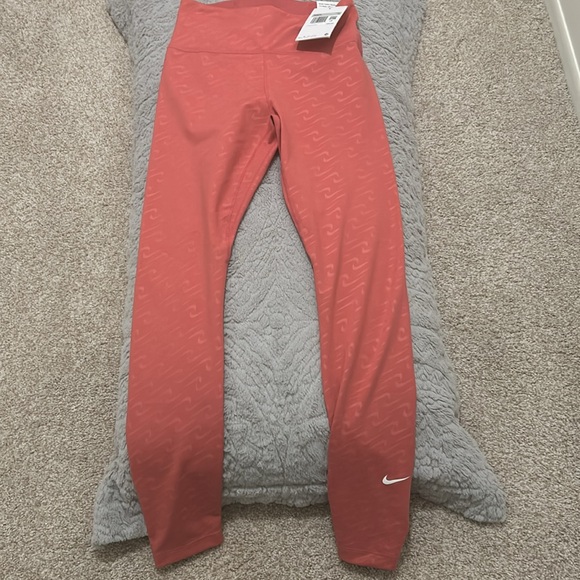 WOMENS XS LEGGINGS NEVER BEEN WORN, NEW WITH TAGS, DD5388-622 - Picture 3 of 5